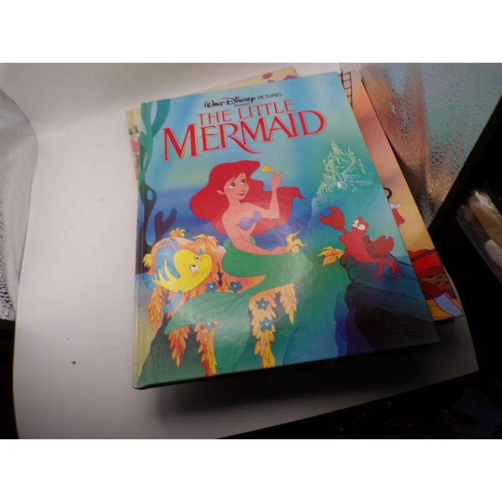 Walt Disney Little Mermaid Peter Pan Donald Friends Children's Books Lot‎
